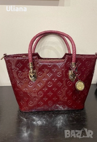 Дамска чанта естествен лак