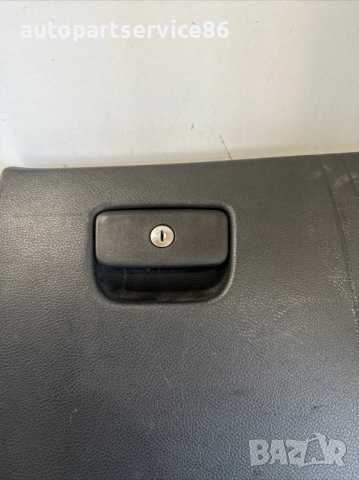 Преден бардачник за Jeep Grand Cherokee 3.0 CRD (2012) , снимка 3 - Части - 53512721