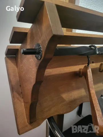 Стара закачалка от масивно дърво и ковано желязо, снимка 6 - Закачалки - 50236856