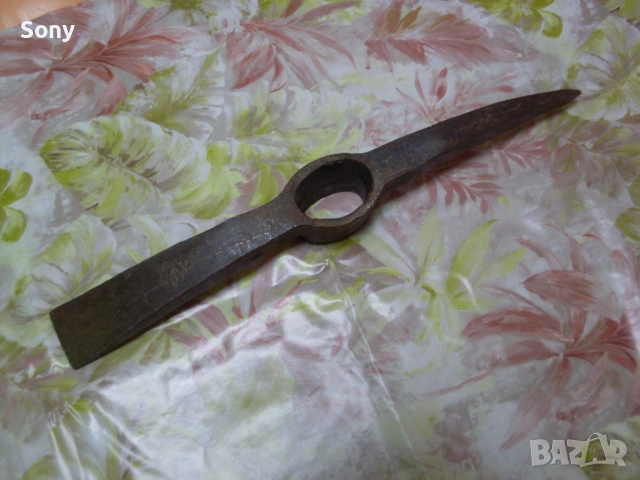 Стар български инструмент- кирка., снимка 4 - Антикварни и старинни предмети - 52580831