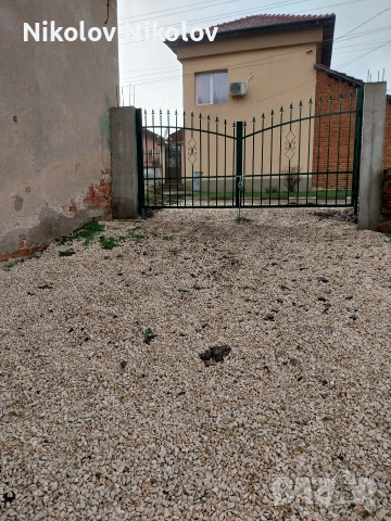 Къща на два етажа,дворно място 1500кв метра, снимка 3 - Парцели - 51067379