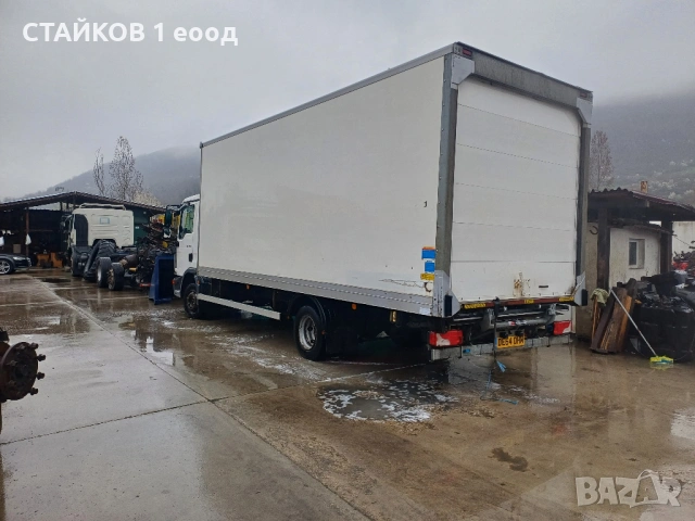 ПРОДАВАМ ФУРГОН 6,4 МЕТРА