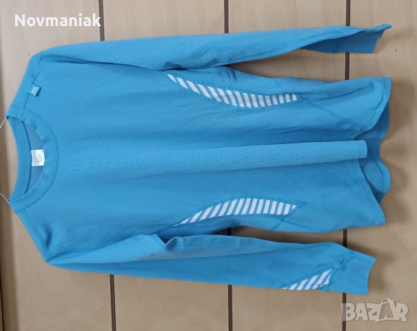 Helly Hansen-Много Запазена, снимка 2 - Блузи с дълъг ръкав и пуловери - 46032194