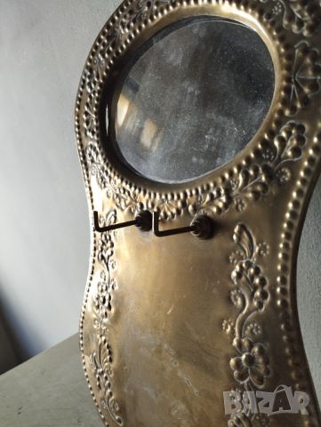 ретро огледало за стена, снимка 2 - Антикварни и старинни предмети - 45694597