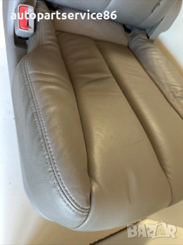 Задна лява седалка втори ред кожена сива за KIA Carnival (2006–2012), снимка 3 - Части - 53217569