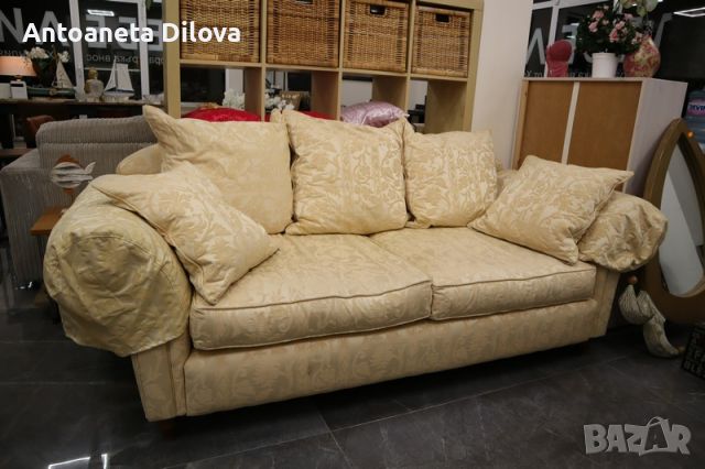 Триместен диван Riviera Maison - сатен, снимка 1 - Дивани и мека мебел - 45570622