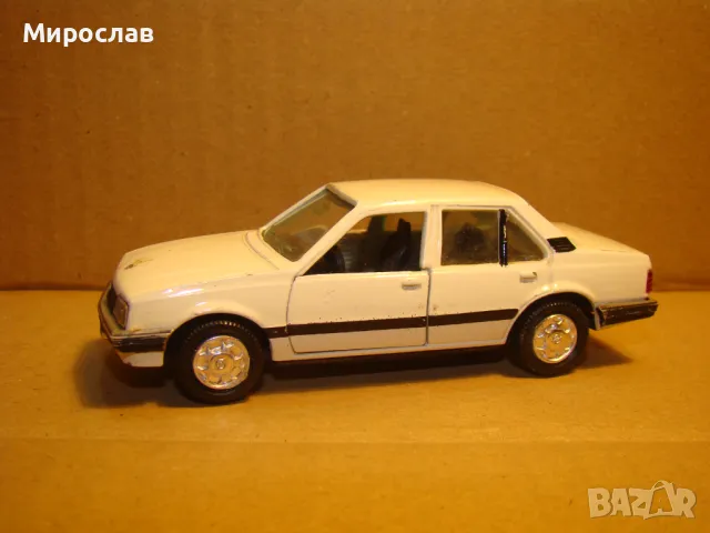 1:43 GAMA OPEL ASCONA КОЛИЧКА ИГРАЧКА МОДЕЛ, снимка 1 - Колекции - 48757638