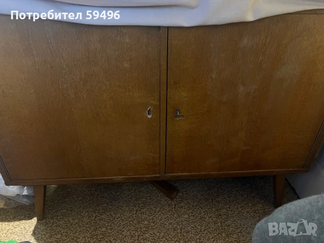 Продавам, шкаф-хладилник