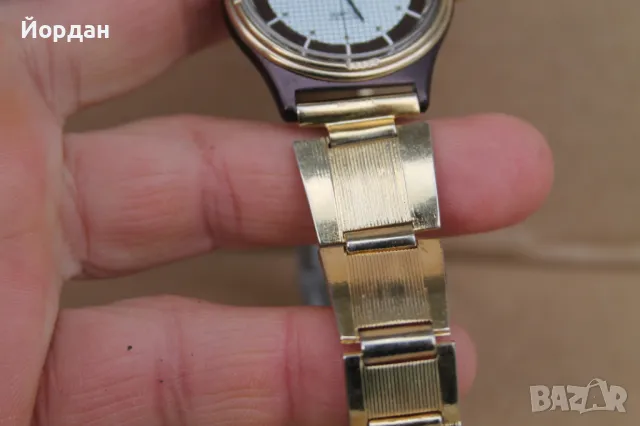 СССР мъжки ръчен кварцов часовник ''Чайка'', снимка 4 - Мъжки - 49849271