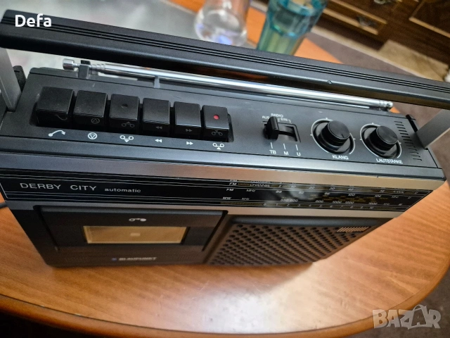 радиокасетофон , снимка 2 - Радиокасетофони, транзистори - 53478062