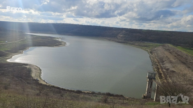 Парцел с. Одринци 2400м2, снимка 2 - Парцели - 53575856