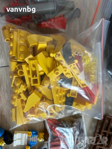 Lego Pirates 6285 Black Seas Barracuda (Dark Shark), снимка 5 - Колекции - 53861375