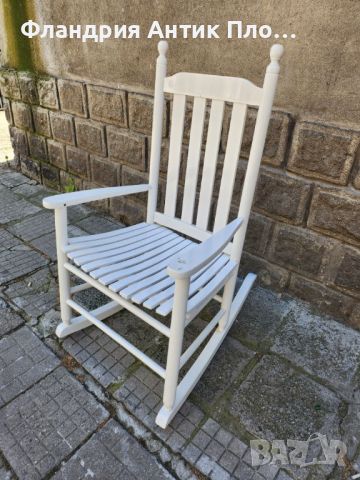 Класически дървен бял люлеещ стол, снимка 4 - Столове - 46362208