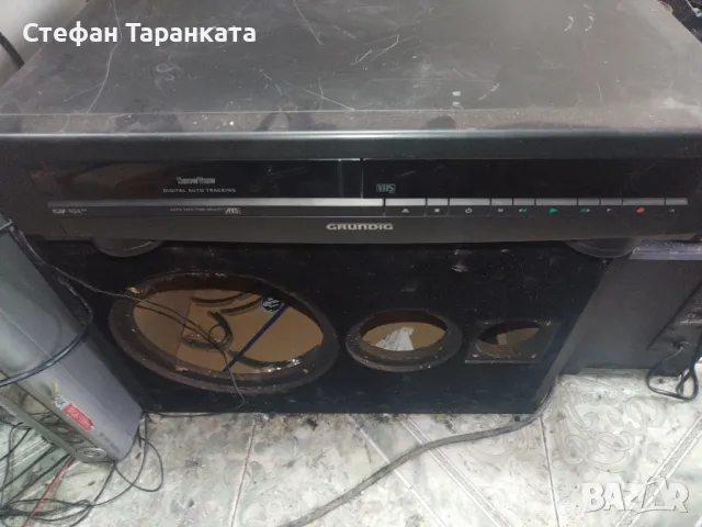 видио Grundig , снимка 3 - Друга електроника - 48872801