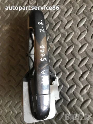 Външна дръжка за задна дясна врата черна за KIA Ceed 1.6 CRDi (2010), снимка 3 - Части - 53243122
