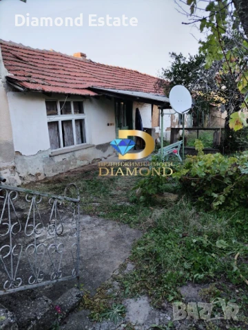 Едноетажна къща в село Елена, обл. Хасково, снимка 3 - Къщи - 51365405