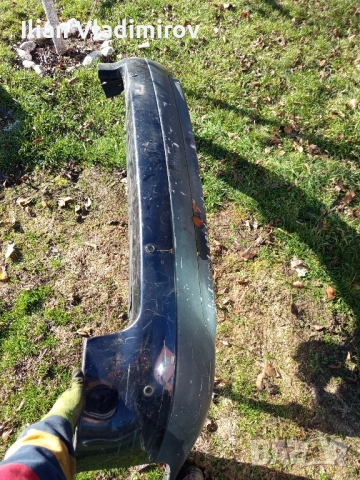 продавам задни брони свалени от ауди А4 Б5 комби и ауди А6 Ц5 седан