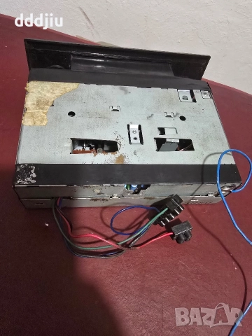 Стар Японско-Български авто-радиокасетофон electron, снимка 8 - Други ценни предмети - 52549772