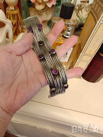 Стара сребърна гривна натурален аметист 