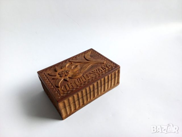 малка дървена кутийка с дърворезба Еделвайс, снимка 8 - Декорация за дома - 45686566