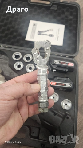 Хидравлична преса за кербоване на кабелни обувки на батерии от 10-30, снимка 3 - Други инструменти - 53279214