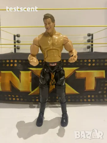 Екшън фигура WWE Y2J Chris Jericho Крис Джерико Jakks Deluxe Aggression Chain figure играчка WWE AEW, снимка 2 - Колекции - 49425986