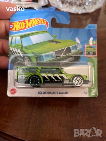 Hotwheels Volvo, снимка 1 - Колекции - 46238412