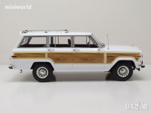 Jeep Grand Wagoneer 1989 - мащаб 1:18 на KK Scale моделът е нов в кутия, снимка 4 - Колекции - 45880759