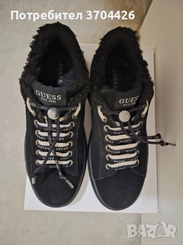 Обувки GUESS