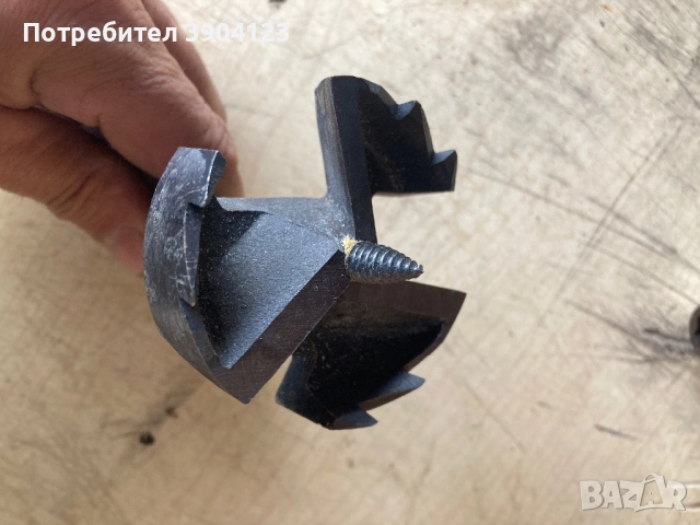 DeWalt фрезер за дърво 68 мм, снимка 3 - Други инструменти - 52649988