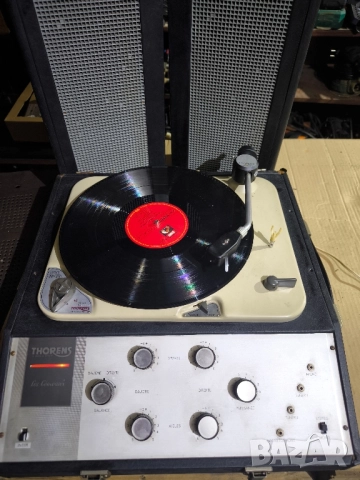 Грамофон Thorens TD135, снимка 3 - Грамофони - 52331473