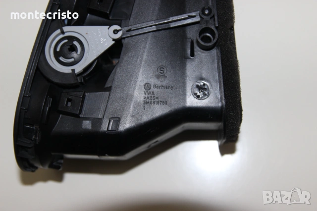 Лява розетка арматурно табло VW Golf 5 Plus (2004-2009г.) ляв въздуховод 5M0819759, снимка 3 - Части - 53611398