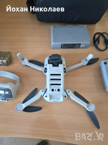 Отличен дрон DJI Mini 2 Fly More Combo - пълен комплект, снимка 6 - Дронове и аксесоари - 54293902