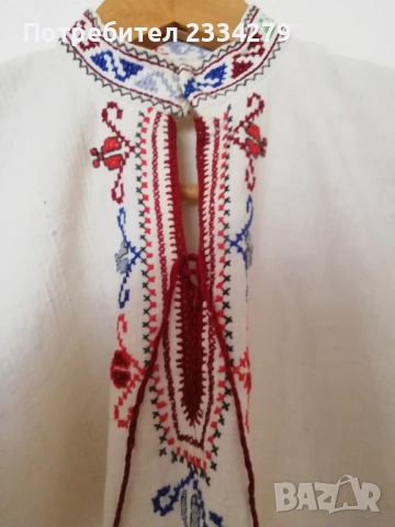Автентична българска народна риза с бродерии. , снимка 3 - Антикварни и старинни предмети - 52977202