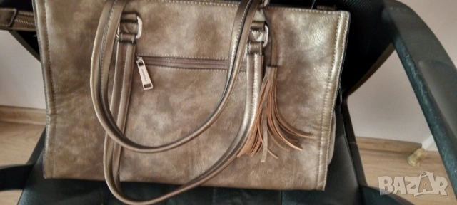 Дамска чанта , снимка 7 - Чанти - 53701994