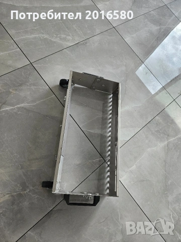 гребен за полагане на замазка за плочки 