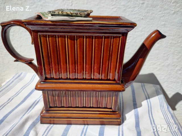 Royal Doulton Blue Willow колекционерски чайник Paul Cardew, снимка 12 - Антикварни и старинни предмети - 53845398