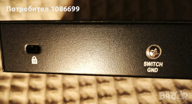 Суич D-Link DGS-108 8-портов, снимка 3 - Суичове - 51546097