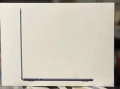 НОВО!!! Лаптоп Apple MacBook Air 13", Apple M4, 10 CPU ядра и 8 GPU ядра, 16GB RAM, 256GB, Midnight, снимка 3