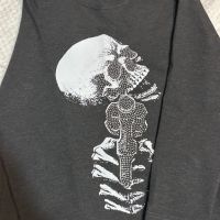Тениска дълъг ръкав със скелет, снимка 1 - Тениски - 45411061