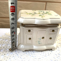 Красива кутия за бижута от Италия, с маркировка, снимка 6 - Антикварни и старинни предмети - 45061714