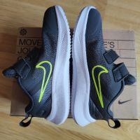 Маратонки Nike Star Runner 3, размер 26, стелка 16 см., снимка 9 - Детски маратонки - 45797456