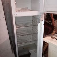 Хладилник с камера , снимка 1 - Хладилници - 45614297