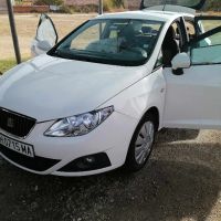 Seat Ibiza, снимка 1 - Автомобили и джипове - 45682306