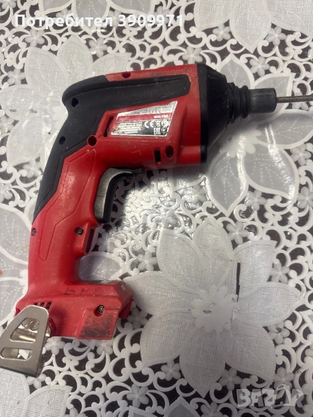 винтоверт за гипсокартон Milwaukee 18v, снимка 1
