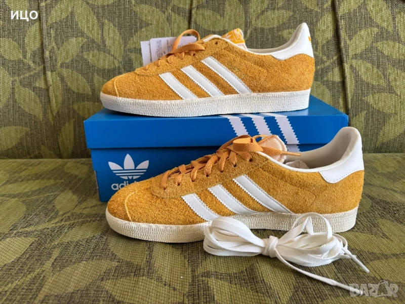 Нови велурени маратонки Adidas Gazelle originals, снимка 1