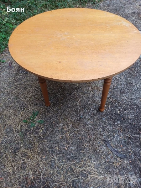 Кръгла кухненска маса с 4 стола , снимка 1