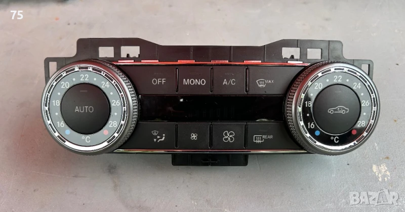Панел за климатроник от Mercedes C-class (w204), снимка 1