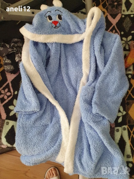 продавам детски халат унисекс, снимка 1