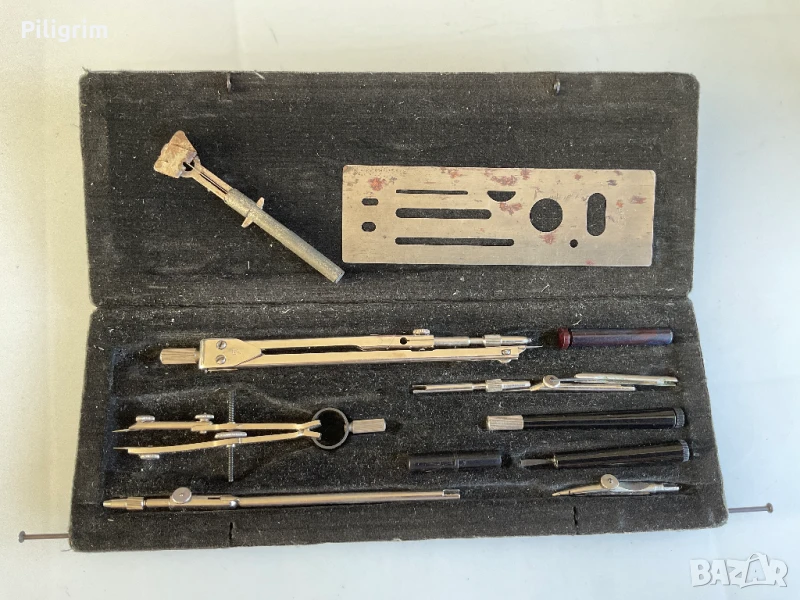 Професионален комплект за чертане УII-П, СССР, Москва, 1970 г., снимка 1